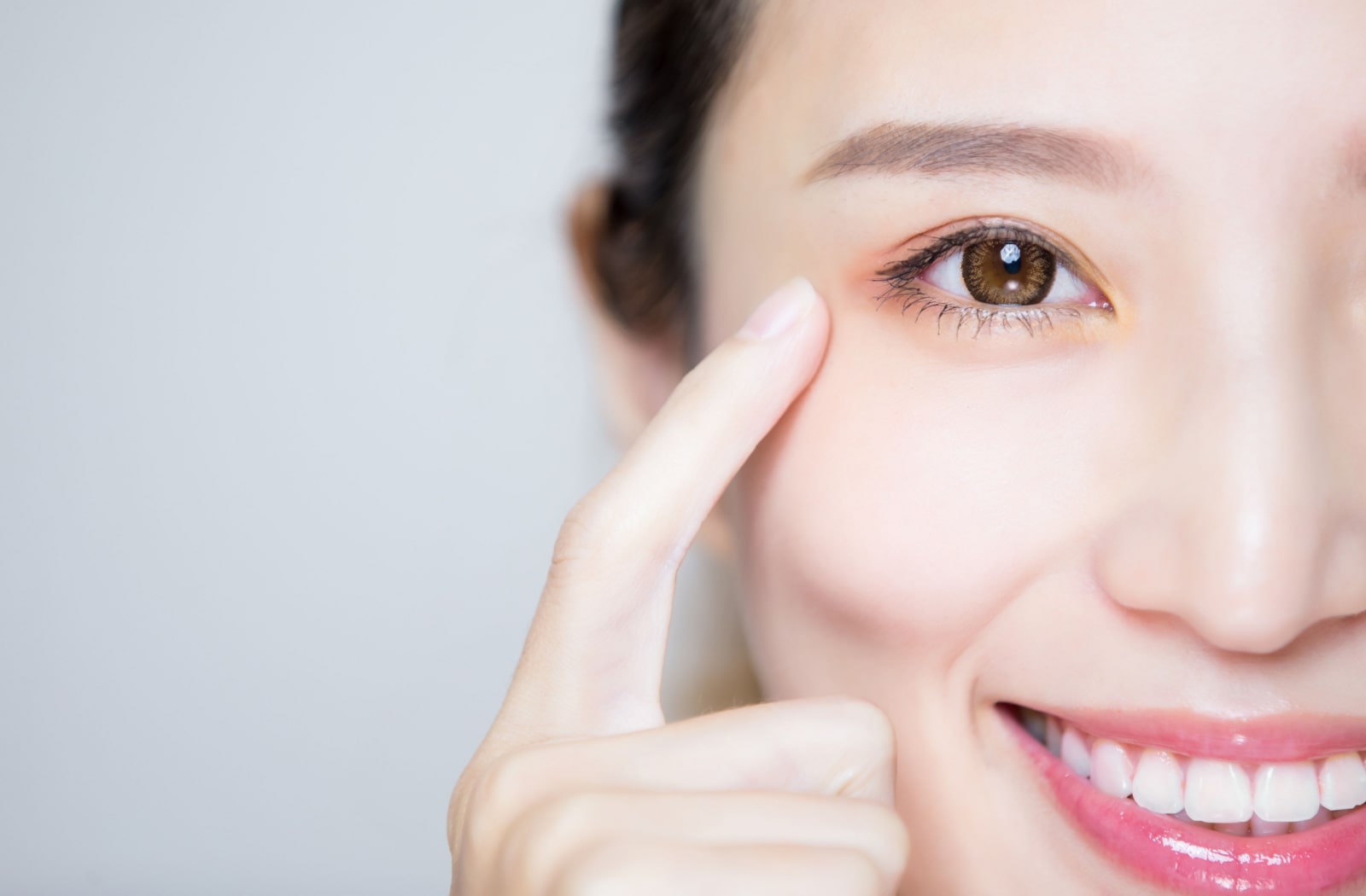 Read more about the article Women’s Eye Health